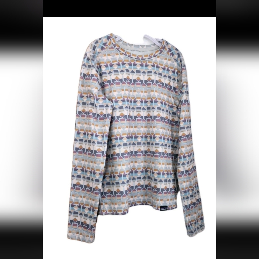 2 Piece Patagonia Capilene Baselayer Geometric Pants and Top Set. Kids Large